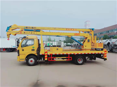 東風18米單排折臂高空作業(yè)車 城市高空作業(yè)的得力助手
